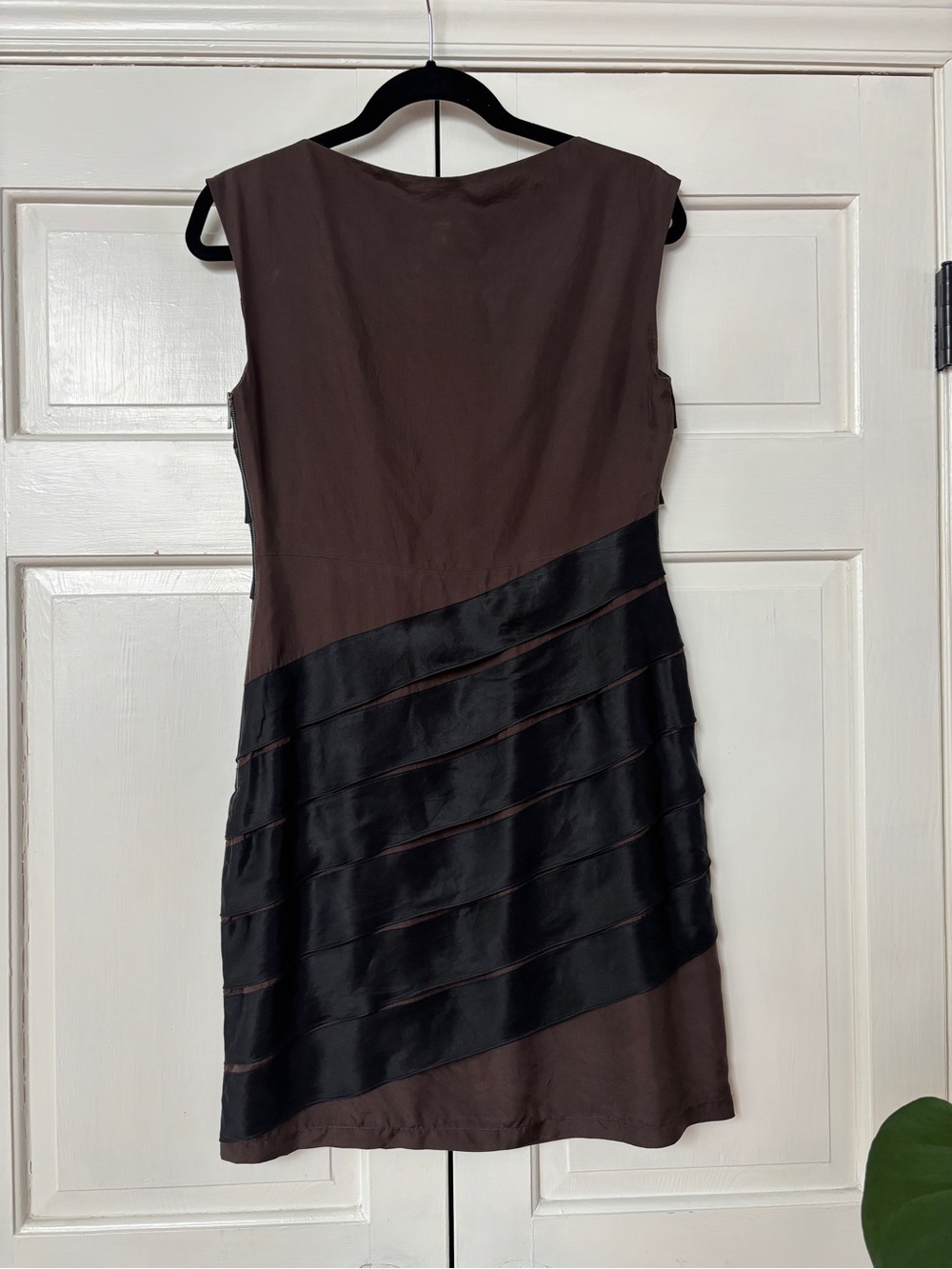 Banana Republic 100% Silk Black Strip Brown Colorblock Midi Dress Bandage Size 4 - Picture 9 of 10